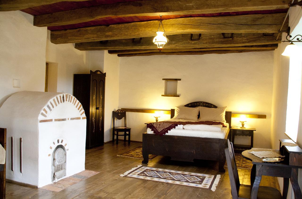 Casa Cu Zorele, Crit 189 Exteriör bild